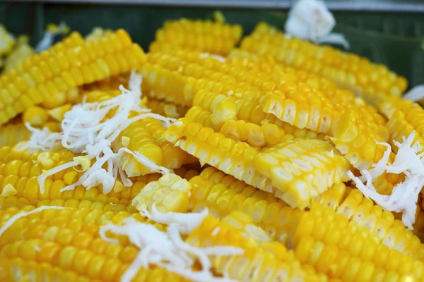 Thailändisches Dessert - Bananen, Kürbisse, Mais, Sojabohnen, süße Deponie — Stockfoto