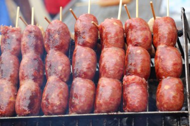 Pazar Barbekü sosis