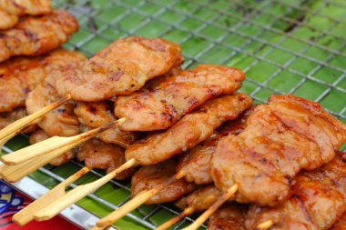 Bar-BQ veya barbekü ızgara et