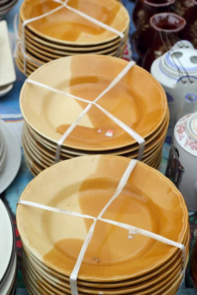 Puste naczynia w rynku — Zdjęcie stockowe