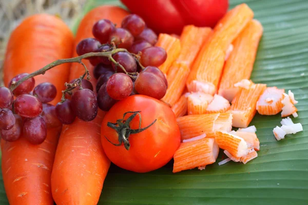 果物と野菜のカニ棒 — ストック写真