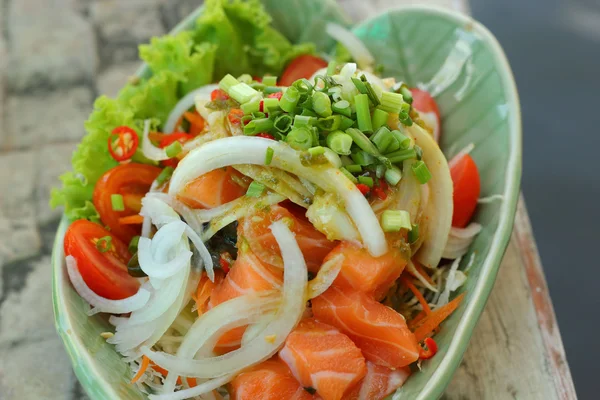 Fresh salmon salad with spices - Japanese food. — Stock Photo, Image