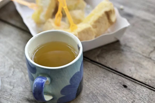 Bread, butter and hot tea — Stock Photo, Image