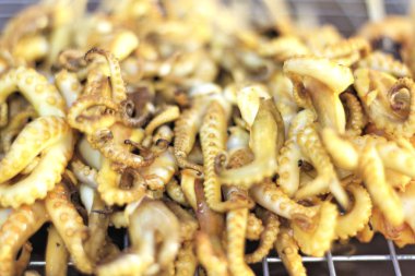 b-Barbekü Izgara kalamar piyasada