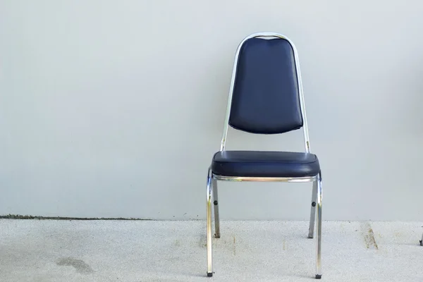 Chairs for sitting on the ground. — Stock Photo, Image