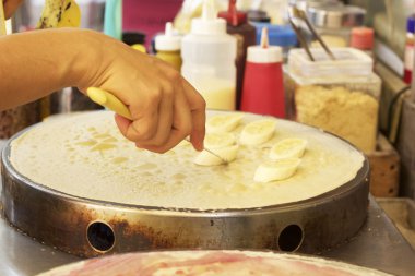 Krep muz Çikolatalı gevrek gözleme yapma