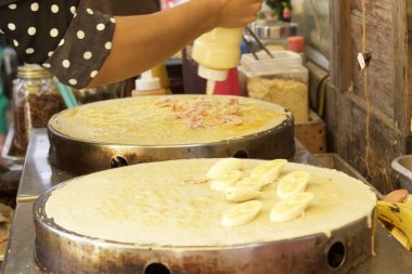 Krep muz Çikolatalı gevrek gözleme yapma