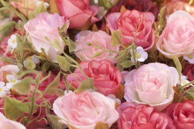 Yapay çiçeklerin güzelliği