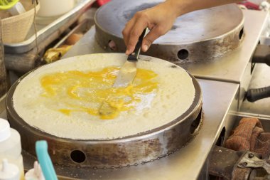 Krep muz Çikolatalı gevrek gözleme yapma