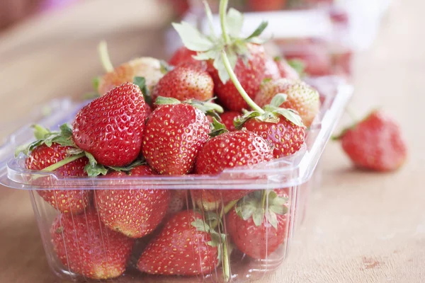 Un sacco di frutta fresca alla fragola — Foto Stock