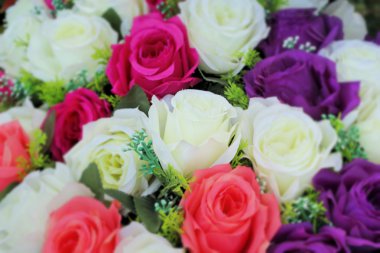 Yapay çiçeklerin güzelliği