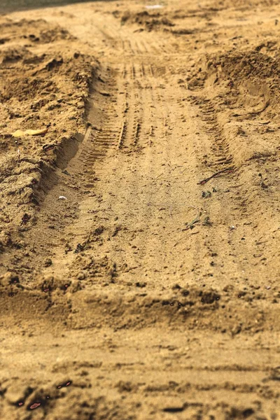 Wielsporen op de grond. — Stockfoto