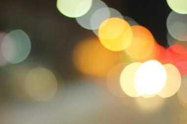 Geceleri araba bulanıklaşıyor.