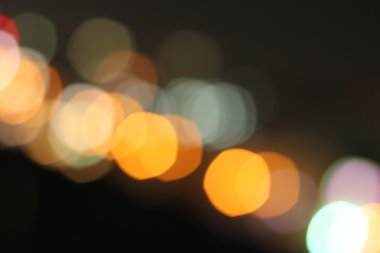 Geceleri araba bulanıklaşıyor.