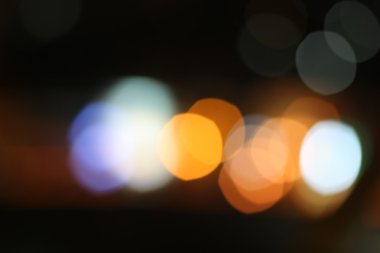 Geceleri araba bulanıklaşıyor.