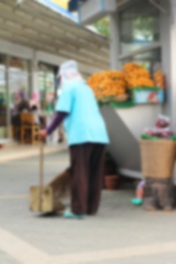 bulanık kadın sokak Süpürgeler Temizleme