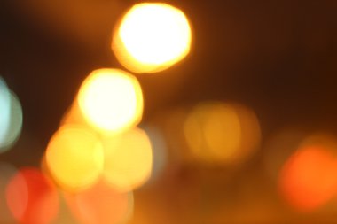 Geceleri araba bulanıklaşıyor.