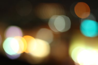 Geceleri araba bulanıklaşıyor.