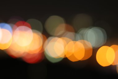 Geceleri araba bulanıklaşıyor.