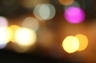 Geceleri araba bulanıklaşıyor.