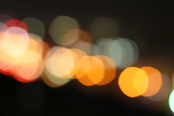 Brouillé de voiture dans la ville la nuit — Photo