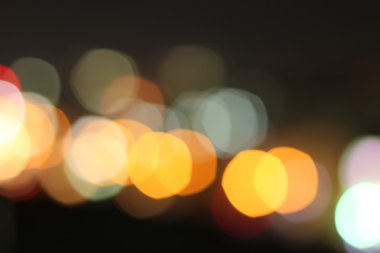 Geceleri araba bulanıklaşıyor.