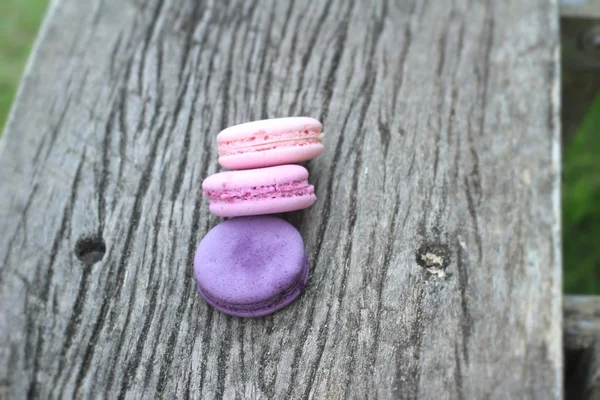 Franska macaroons multi färgglada är läcker — Stockfoto