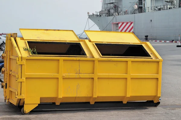 Trash can dustbins big yellow outside. — Stock Photo, Image