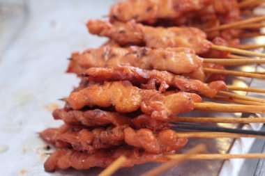 Bar-BQ veya barbekü ızgara et