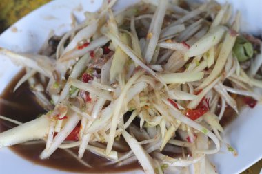 Papaya salata tabağına