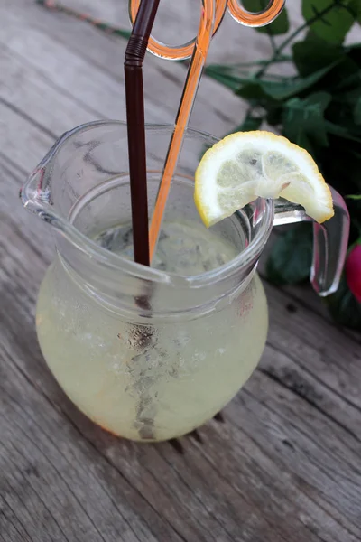Bebida de limón — Foto de Stock