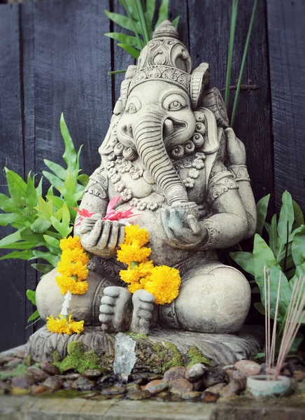 Gros plan ganesha, en stuc — Photo