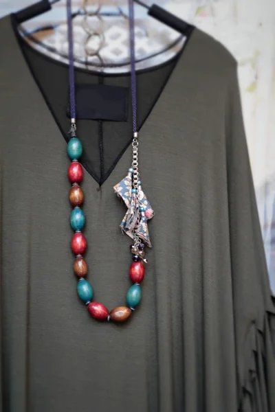 Colorido de collar y perlas — Foto de Stock