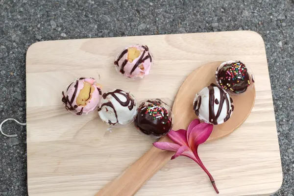 Close up of chocolate and strawberry truffle. — Stock Photo, Image