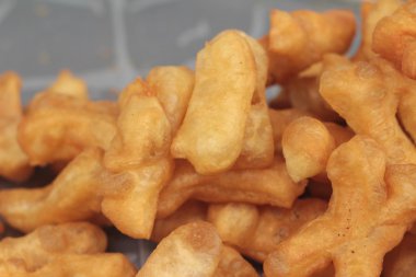 Kızartılmış hamur sopa içinde çarşı