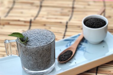 Fesleğen tohumu fiber içecek ve ham tohum için