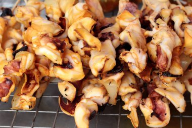 b-b-q ızgara kalamar piyasada