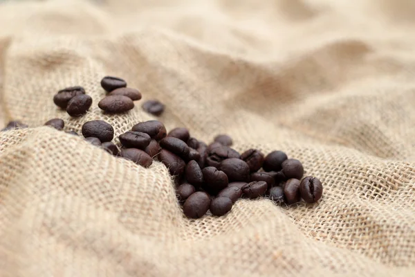 Krásné pražených kávových zrn. — Stock fotografie