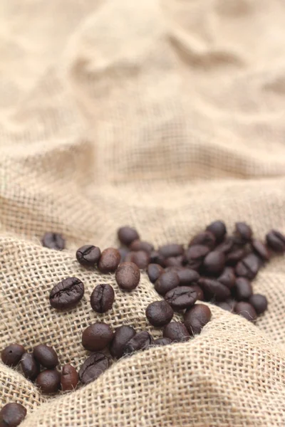 Belle de grains de café torréfiés . — Photo