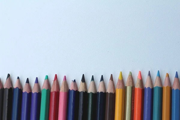 Lápices de colores - aislados sobre fondo blanco — Foto de Stock