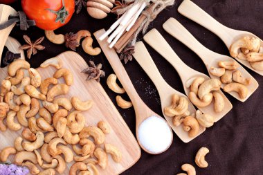 Natura ile kavrulmuş kaju fındık