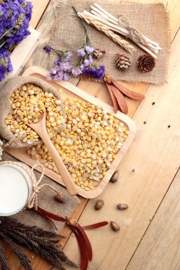 Soya sütü soya fasulyesi ile