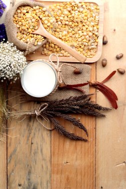 Soya sütü soya fasulyesi ile