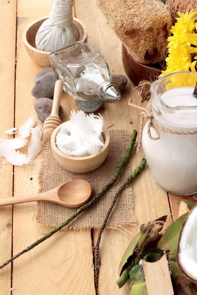 Hindistan cevizi ve süt, yağ coco organik sağlıklı gıda ve güzellik için 