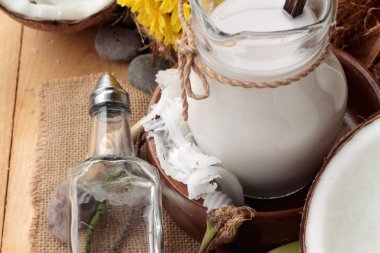 Hindistan cevizi ve süt, yağ coco organik sağlıklı gıda ve güzellik için 