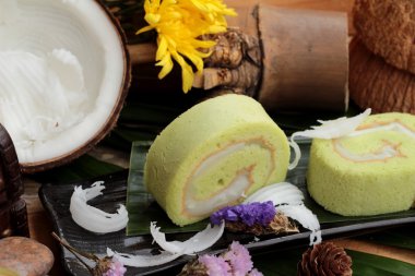 Yeşil kek ile Hindistan cevizi dolgulu alır.