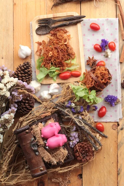 Trockener Schweinebraten in Streifen. — Stockfoto