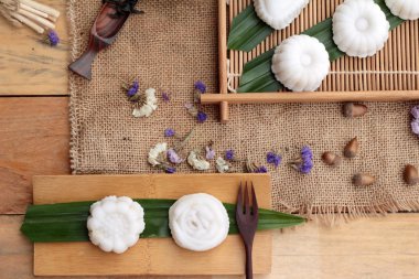 Mochi Japon tatlı köftesi soya fasulyesi lezzetli.