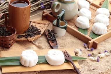 Mochi Japon tatlı köftesi soya fasulyesi lezzetli.