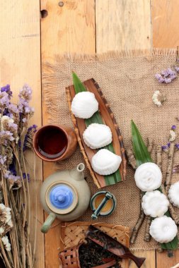 Mochi Japon tatlı köftesi soya fasulyesi lezzetli.